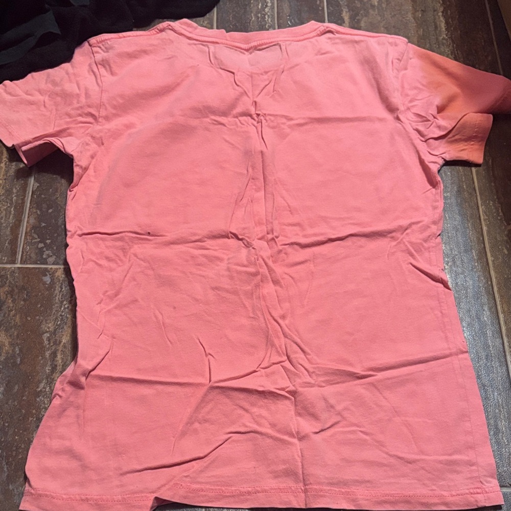 Dutch Bros Breast CancerAwareness October Tee - Picture 5 of 5